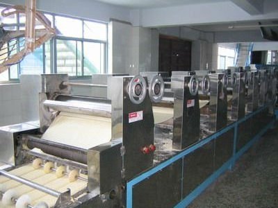 Commercial Maggi Instant Noodle Production Line Maggi Noodles Making Machine