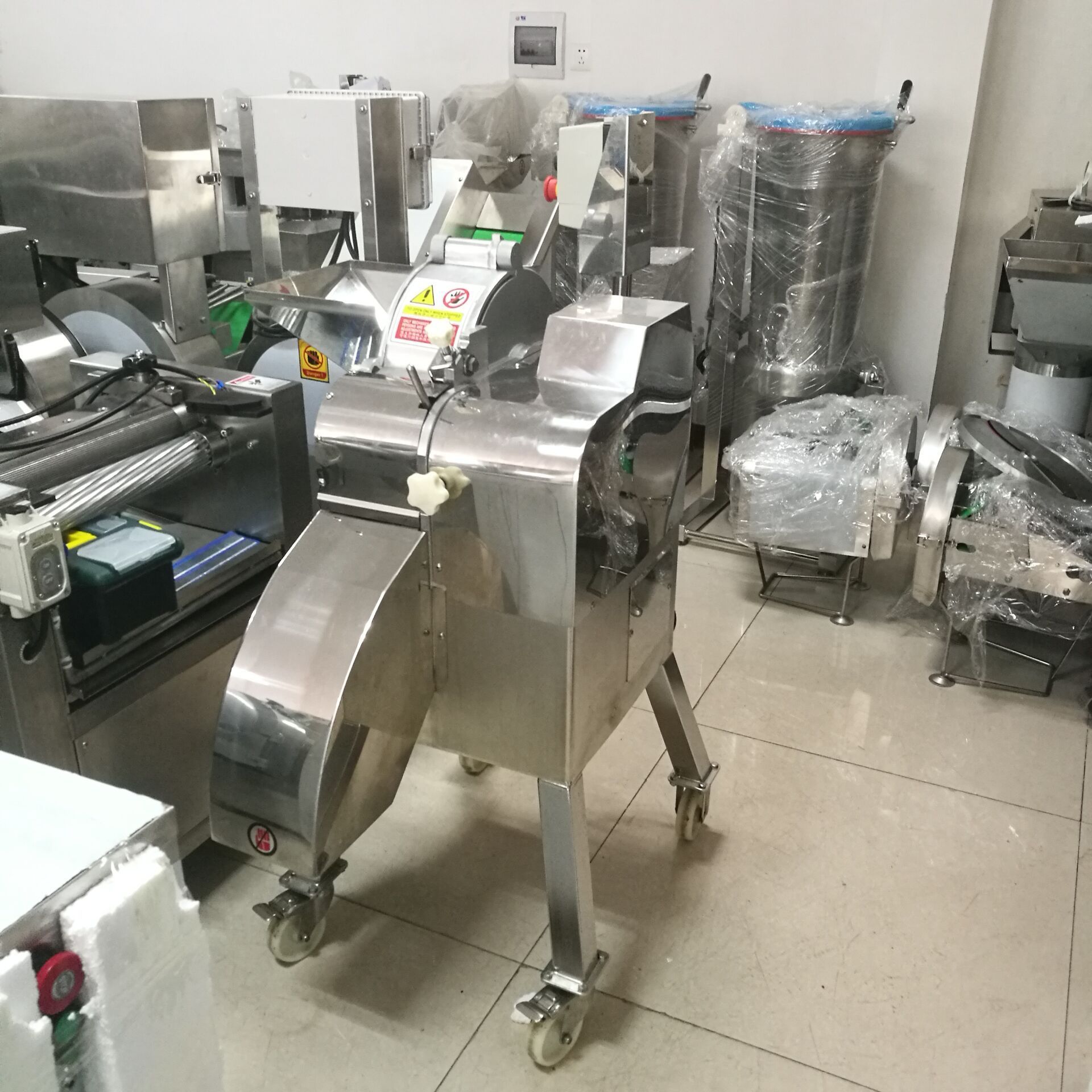 High Efficient Mango Cutter Machine Fresh Mango Cutting Machine