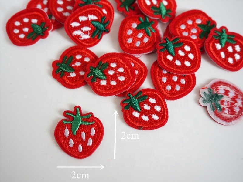 Wholesale Custom Small Red Strawberry patch Embroidered fruit patch Applique Iron on Cool Kids Patch badges