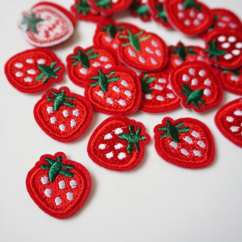 Wholesale Custom Small Red Strawberry patch Embroidered fruit patch Applique Iron on Cool Kids Patch badges