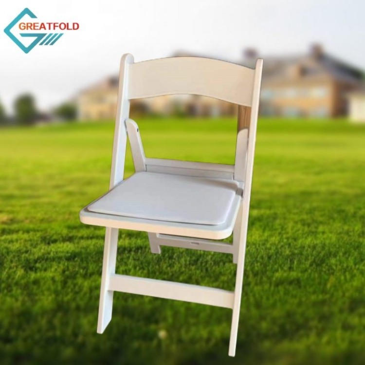 Portable Party Event White Resin folding kids white outdoor armless plastic stacking chair