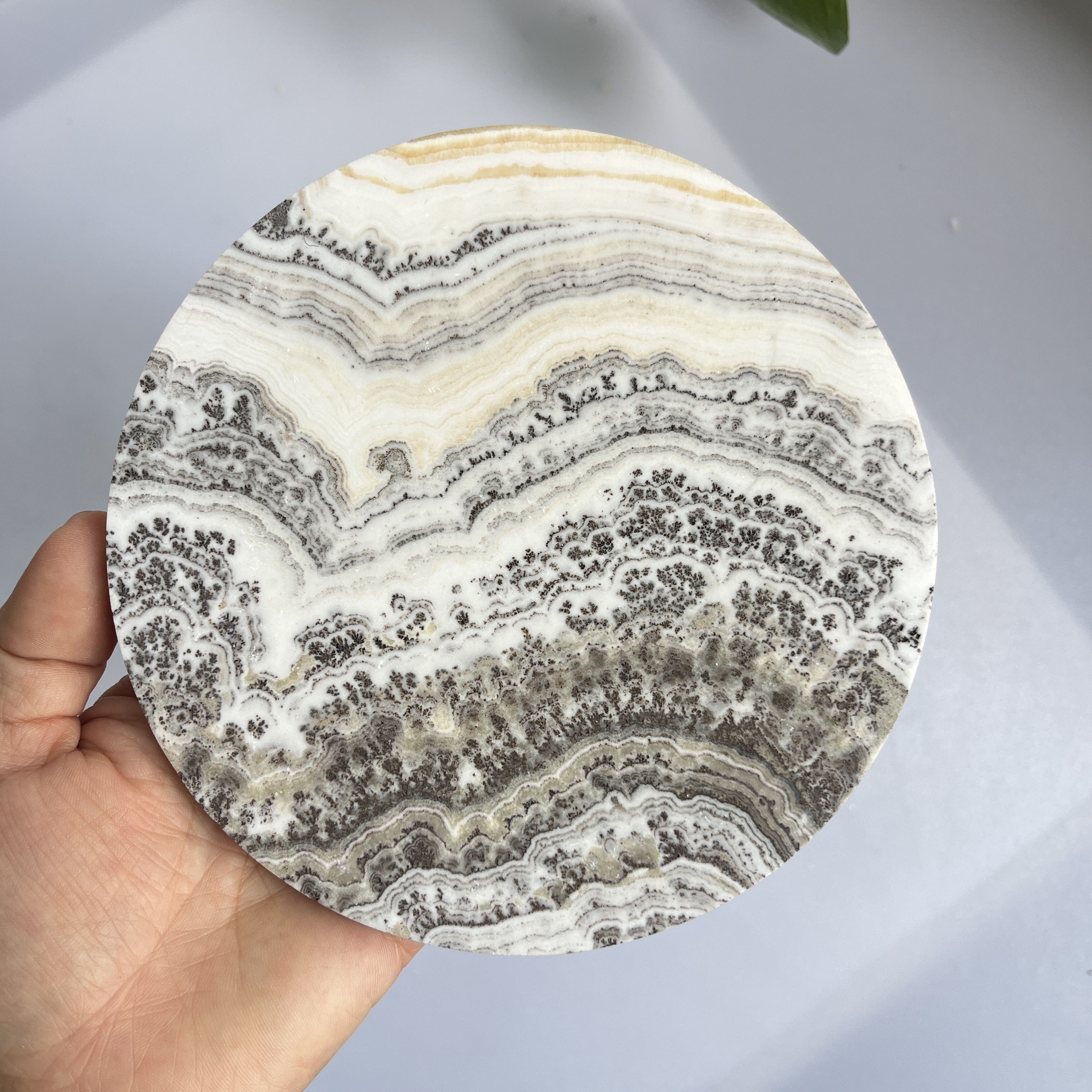 Natural Calcite Coaster Gemstone Slab Charging Round Plate Crystal Slice For Sale