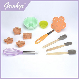 bakeware baking set Kids Cake Baking Set With Whisk Cookie Cutter Spatula baking equipment tools cake set