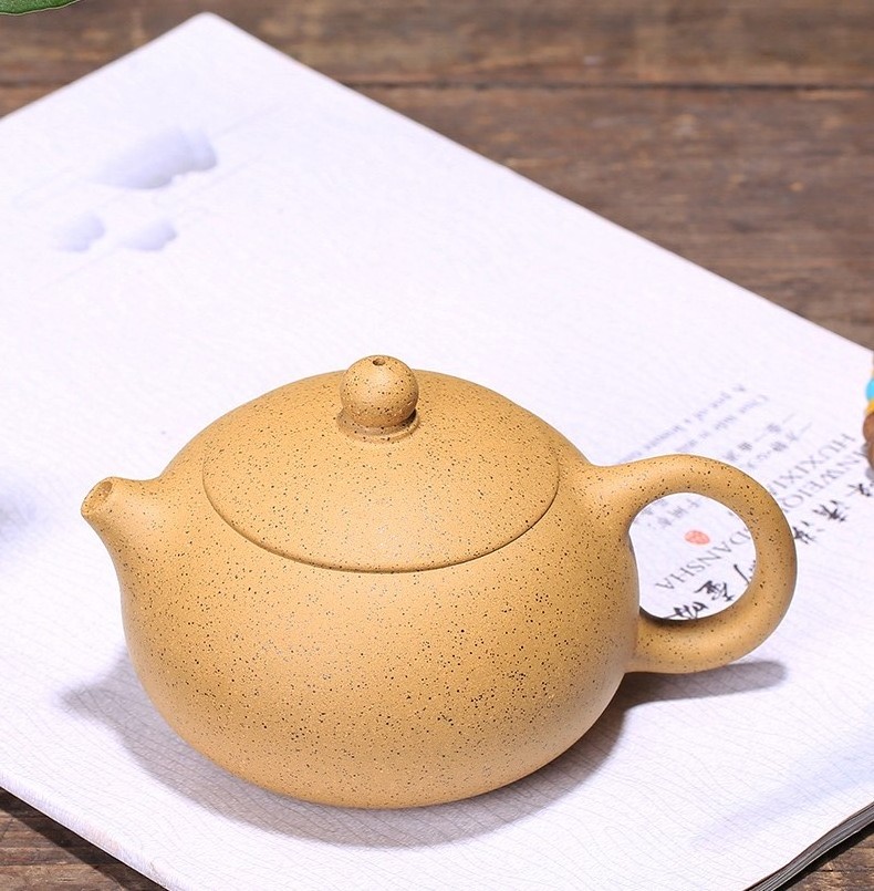 Vintage Style 200ml Kongfu Tea Pot Handmade Yixing Terracota Clay Teapots