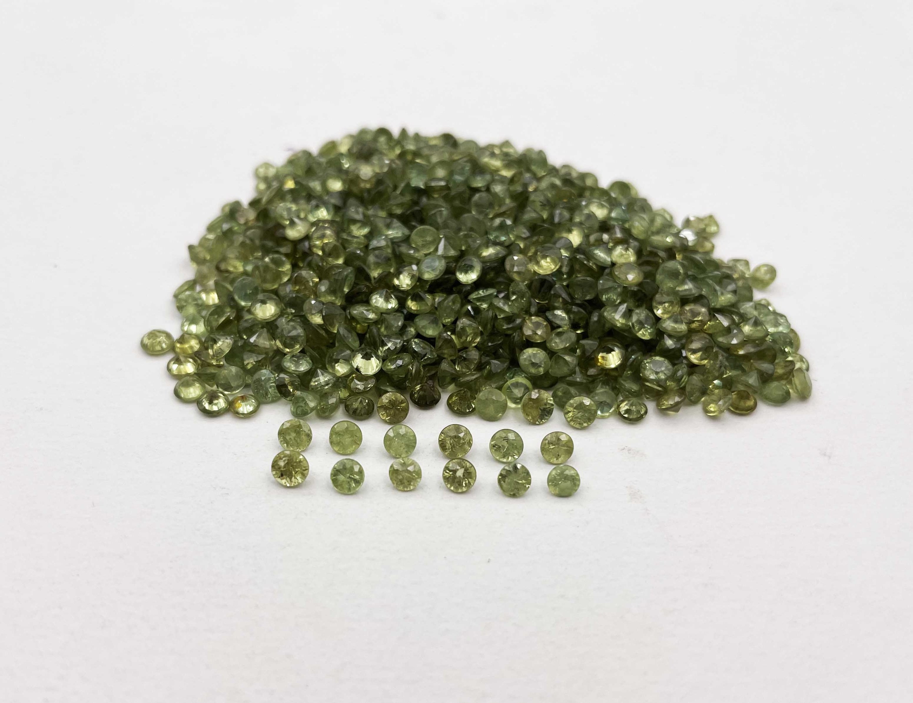 Natural Demantoid Garnet Round Cut Loose Gemstone Lot 3 MM, Demantoid Garnet Faceted Gemstone High Quality Gemstone