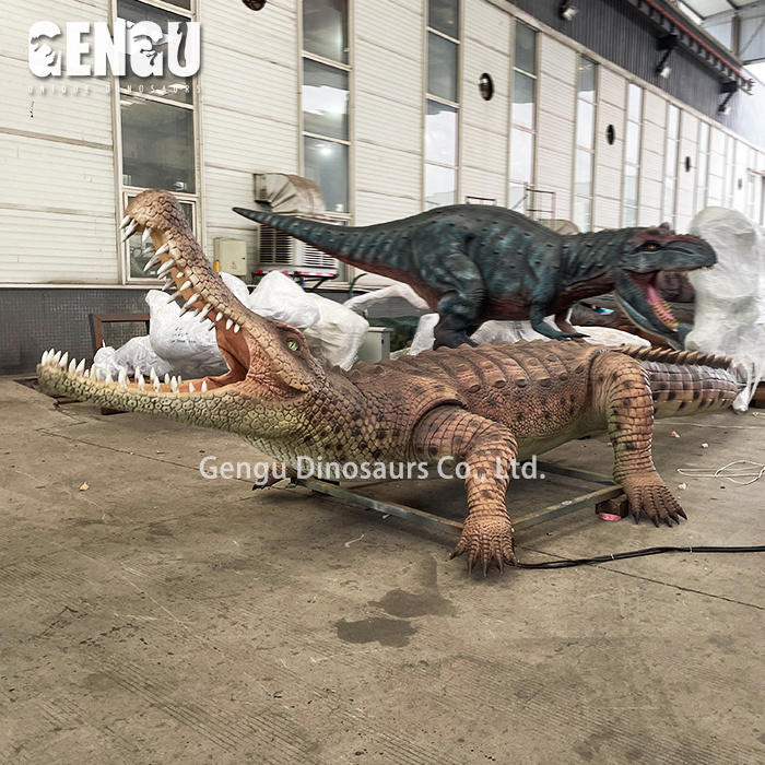 Jungle Animal Model Waterproof Animatronic Crocodile Sculpture