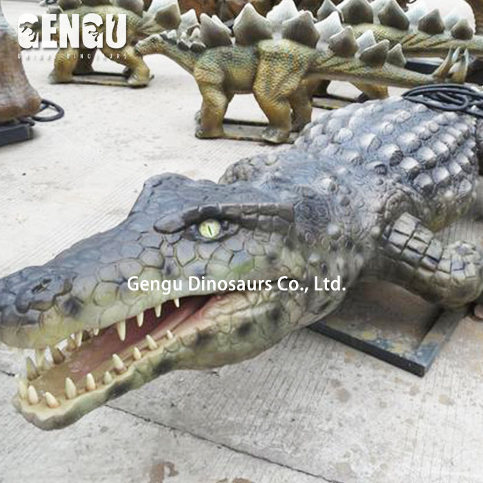 Water Park Life Size Animal Statue Animatronic Alligator Model