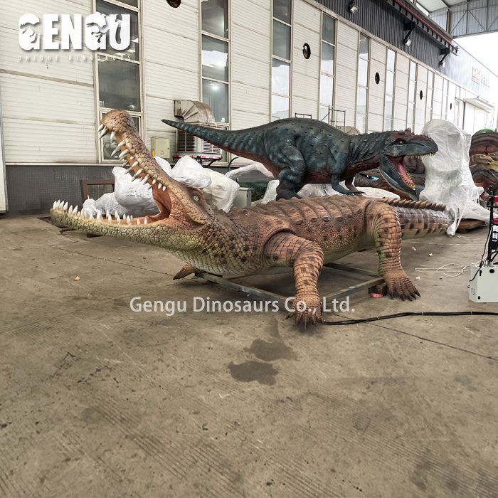 Jungle Animal Model Waterproof Animatronic Crocodile Sculpture