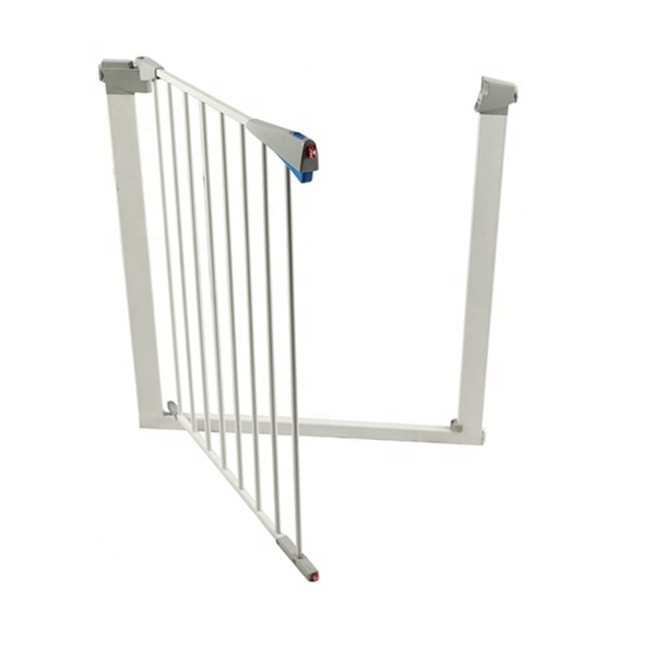 Wholesale high-quality pet safety gate with safety locks