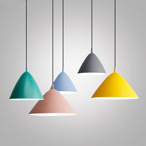 Modern Indoor Ceiling Hanging Light Creative Led Light Fixtures Metal Hanging Lamp Chandelier for Loft Office Coffee Bar