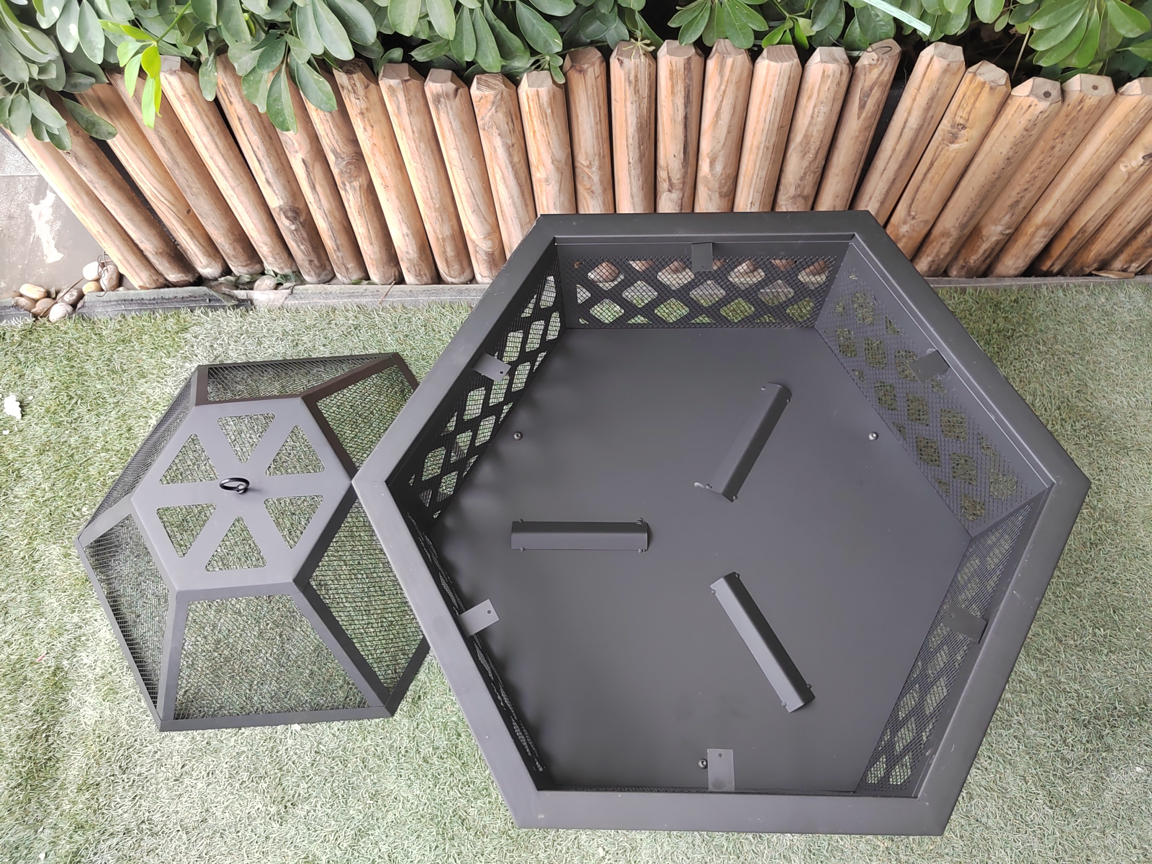 Factory Hot Selling Outdoor Heaters 24 Inch Bronze Steel Hexagon Outdoor Fire Pits