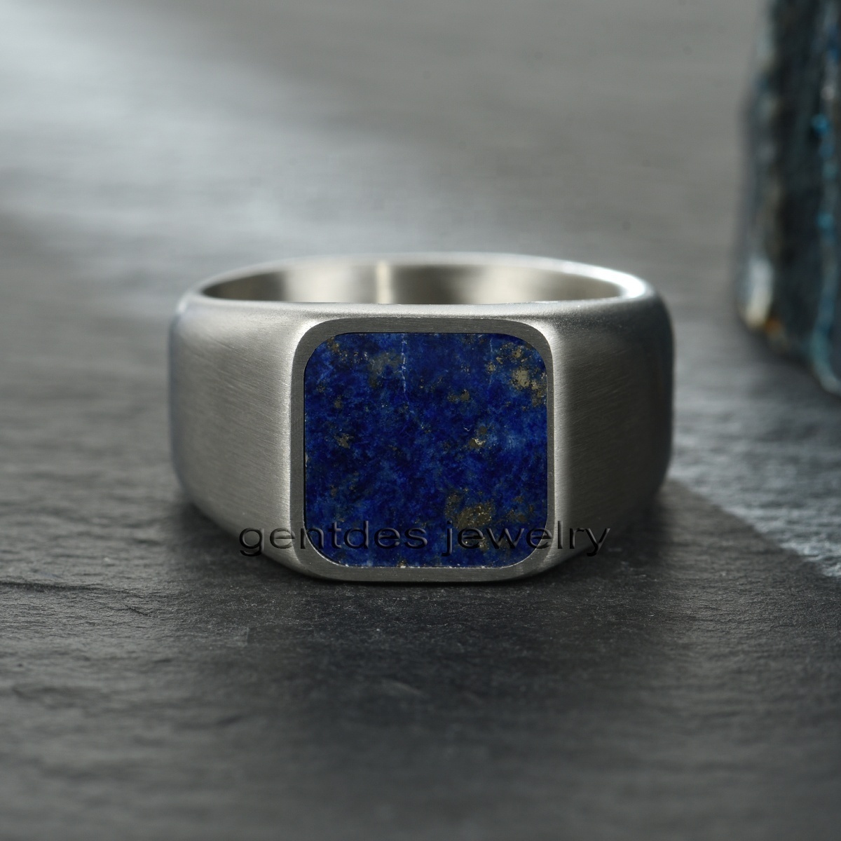 Gentdes Jewelry Custom Brushed Finish Stainless Steel Titanium Ring Inlay Square Natural Stone Lapis Signet Rings For Men