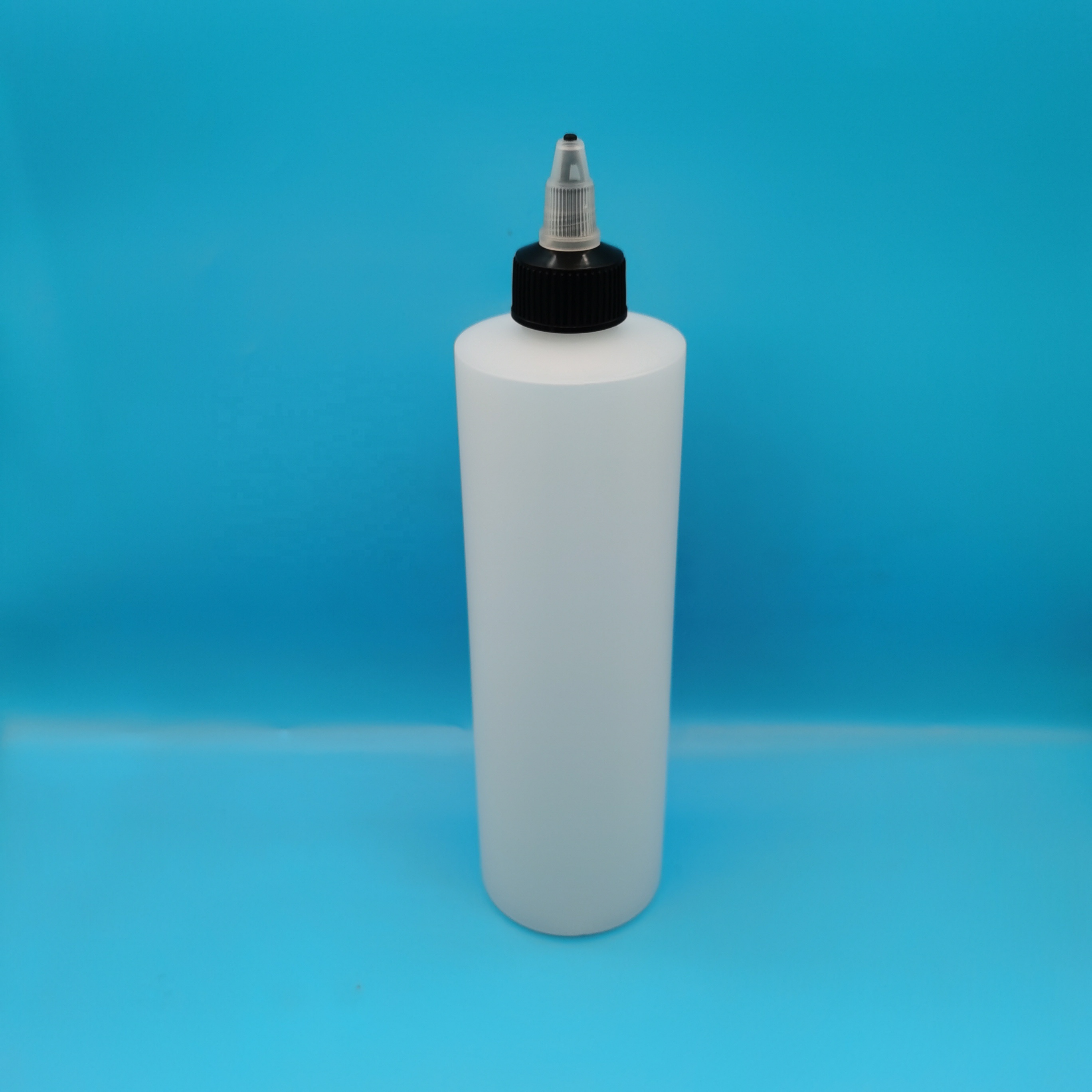 soft squeeze bottle 500ml ,HDPE condiment dispenser salad dressing mayonnaise plastic bottle