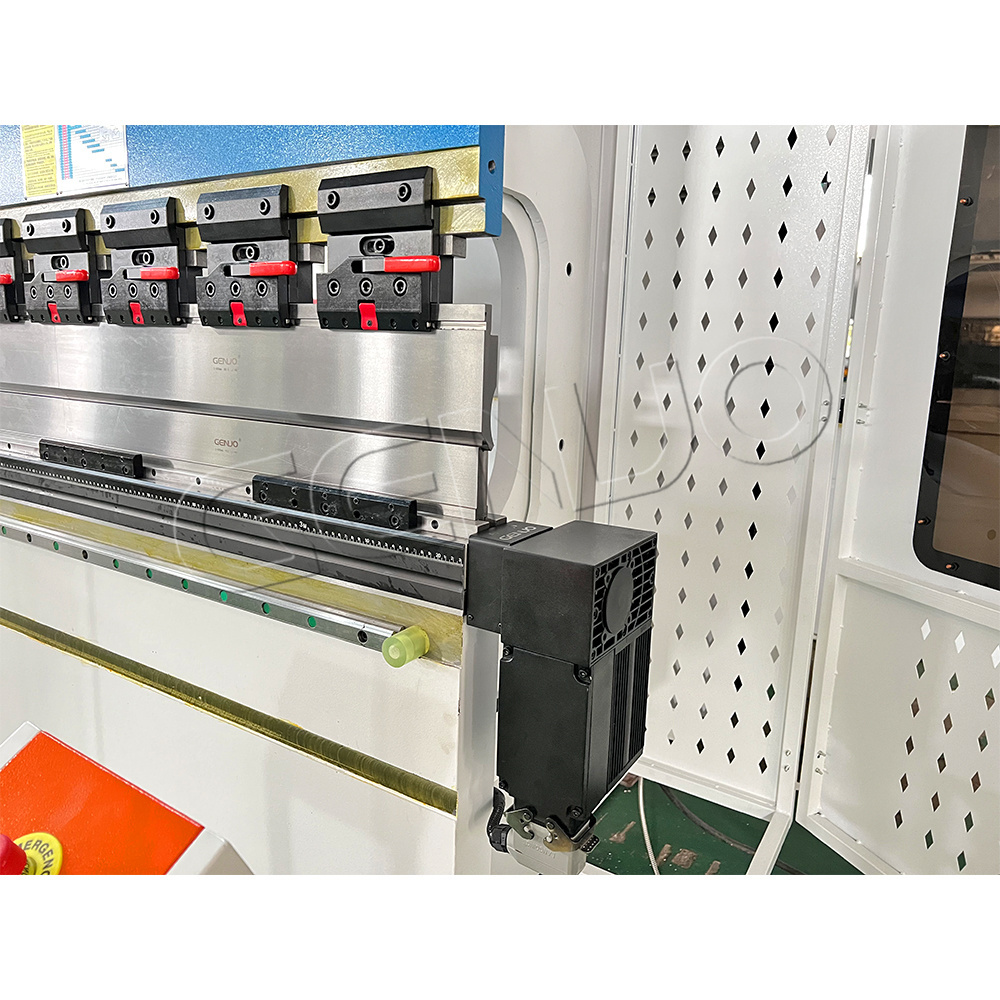 100T/3200mm 4+1 axis DA53T Delem 6mm stainless steel sheet hydraulic bending machine CNC press brake