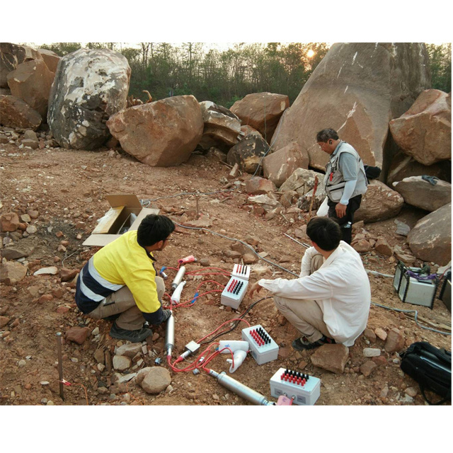 Physical exploration equipment for groundwater and underground mines that can detect geotechnical structural layers