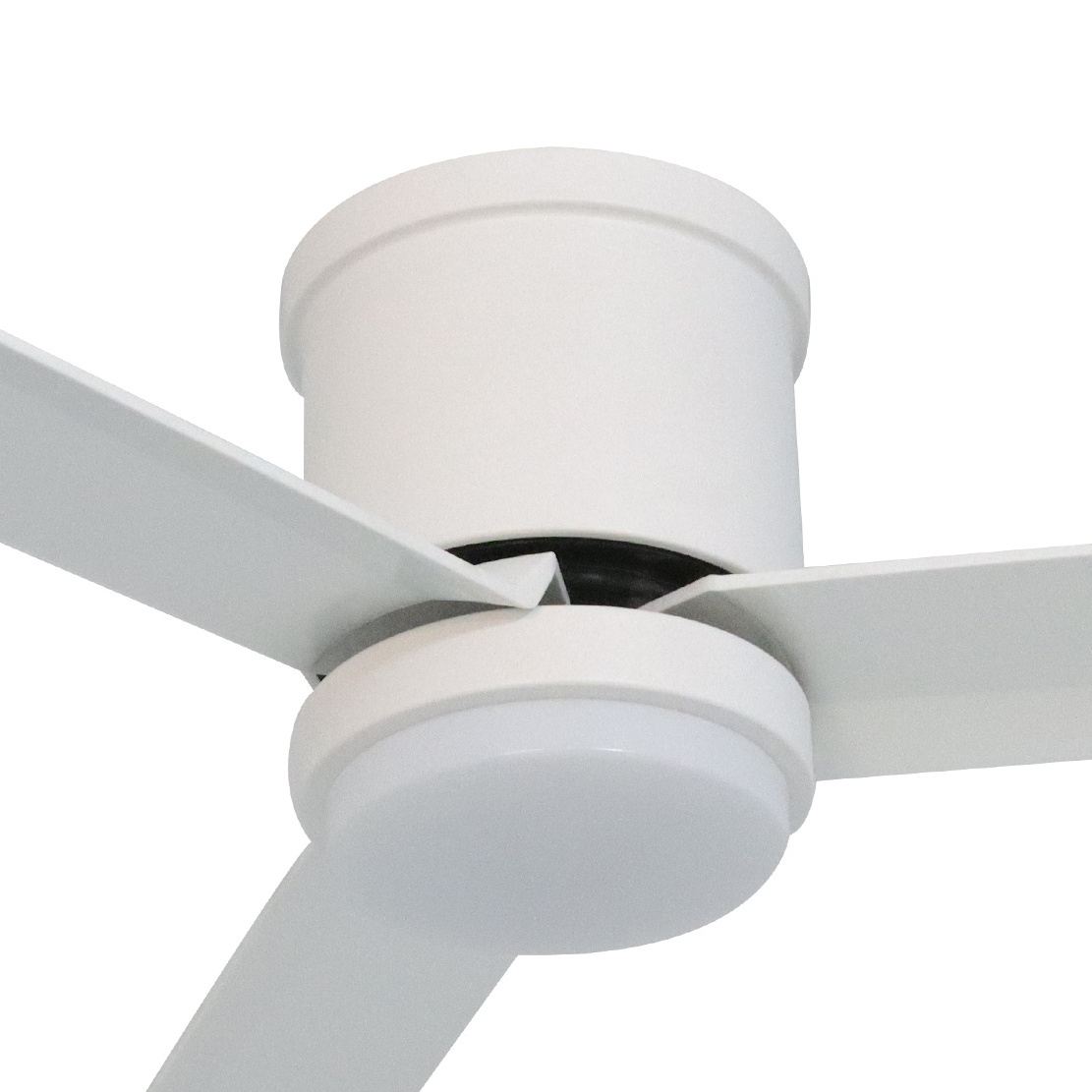 Modern decorative indoor 52 inch three ABS blades flush mount low profile ceiling fan with light