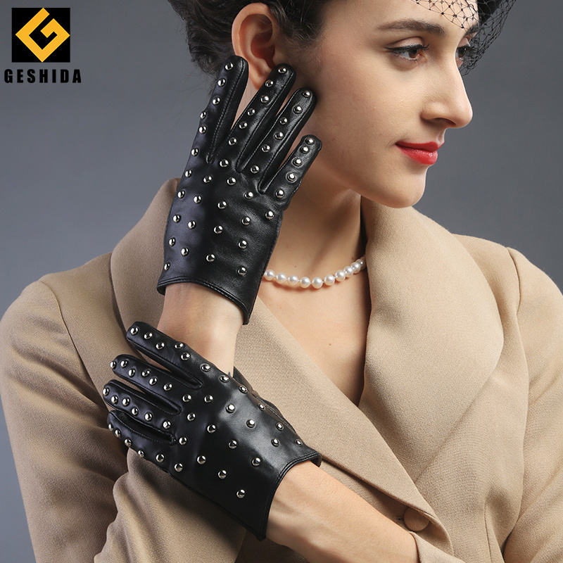 Fashion outdoor riding women smartphone ladies party opera rivet real leather gloves spike