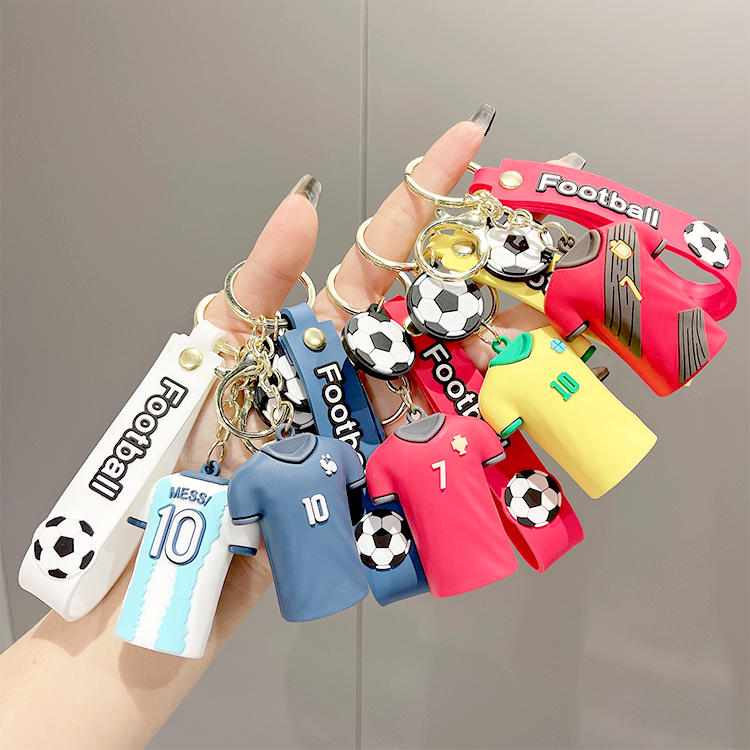 Top Selling Personalized Creative cartoon 3d football jersey shape team club pvc rubber soccer keychain