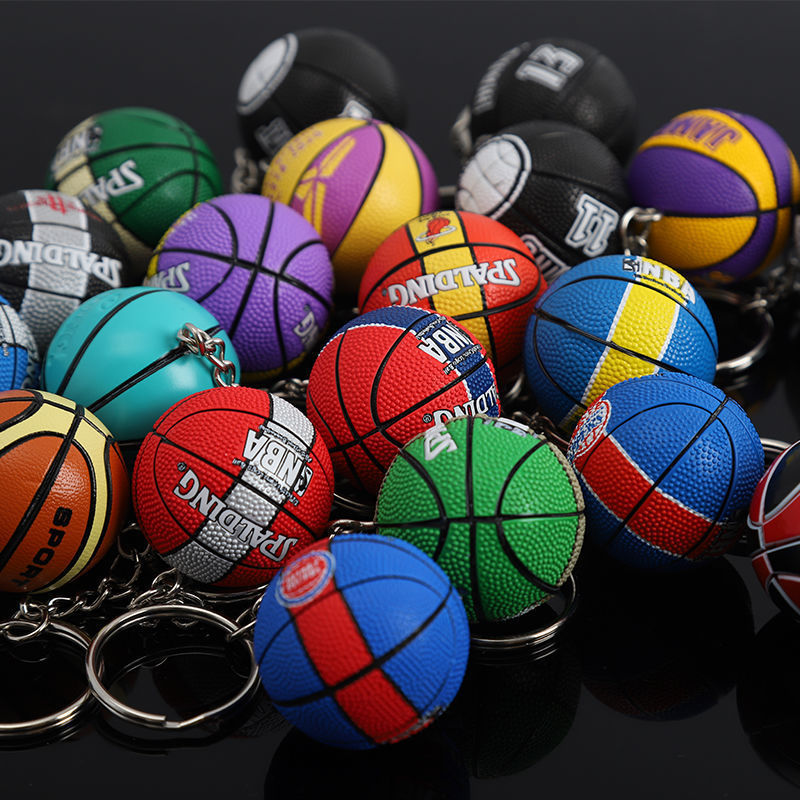 Cheap factory price rubber Lakers Mixed batch souvenirs 3D ball pvc nba basketball keychain