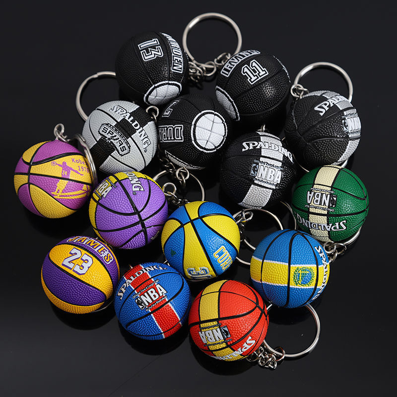 Cheap factory price rubber Lakers Mixed batch souvenirs 3D ball pvc nba basketball keychain