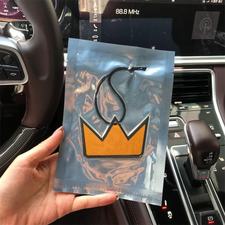 No minimum OEM hot selling custom crown shaped hanging car air freshener with different fragrance