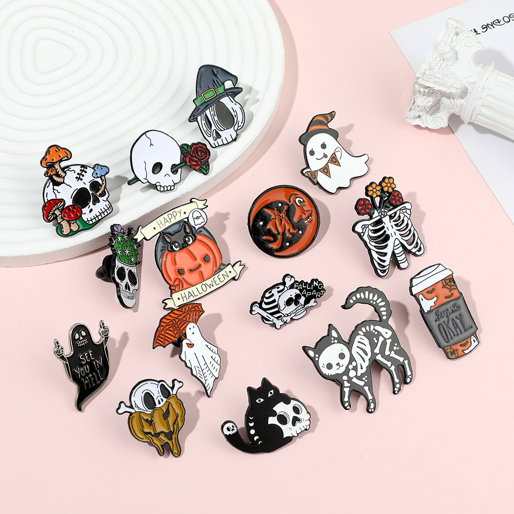 LOW MOQ Halloween funny scary cute cartoon badge metal crafts dyed black soft enamel pins in stock