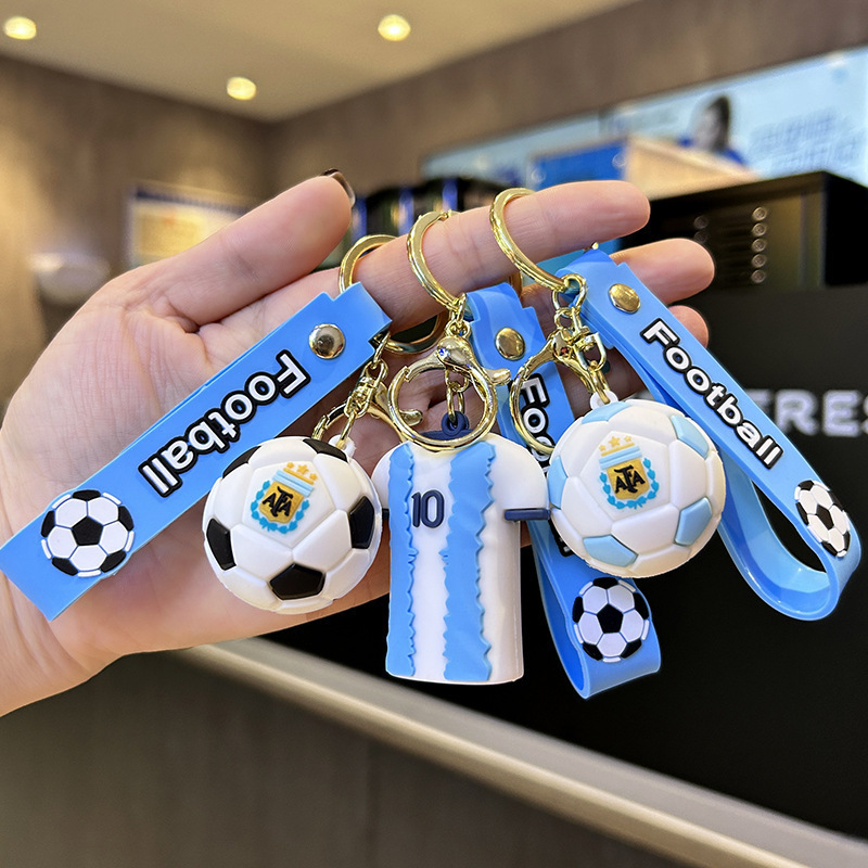 Most popular 3d cartoon messi Miami club keychain football teams star pvc rubber jersey toy keychains