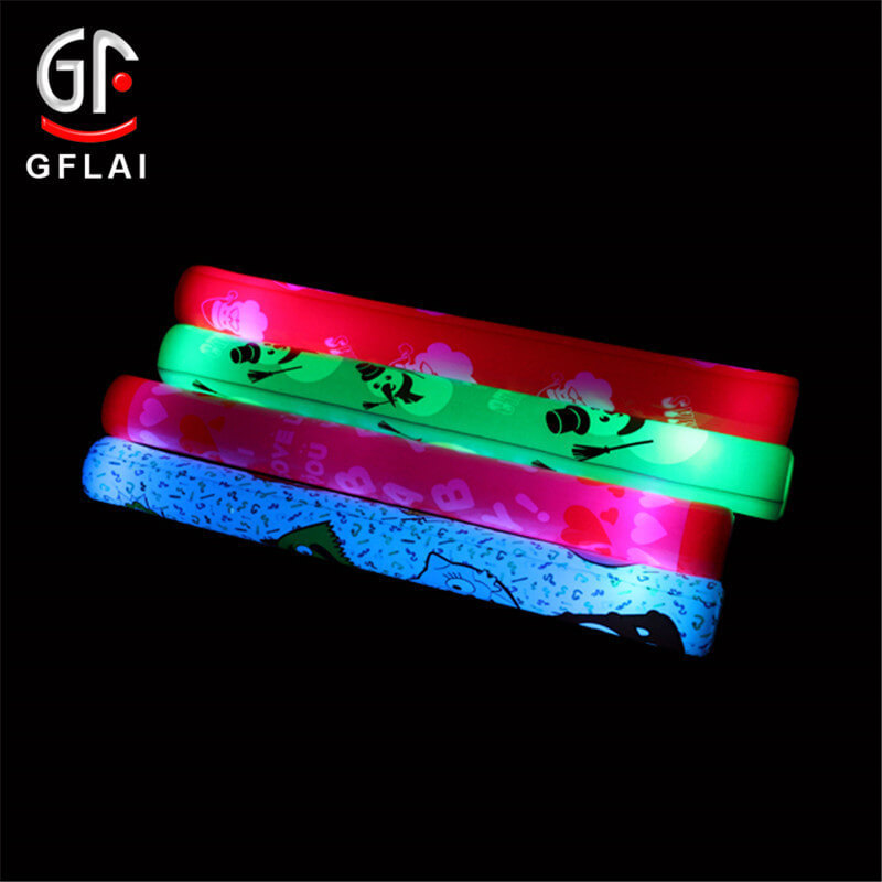 Novelty Products Cheering Led Stick RGB Cheer Foam Led Glow Stick  Light Up Foam Glow Sticks