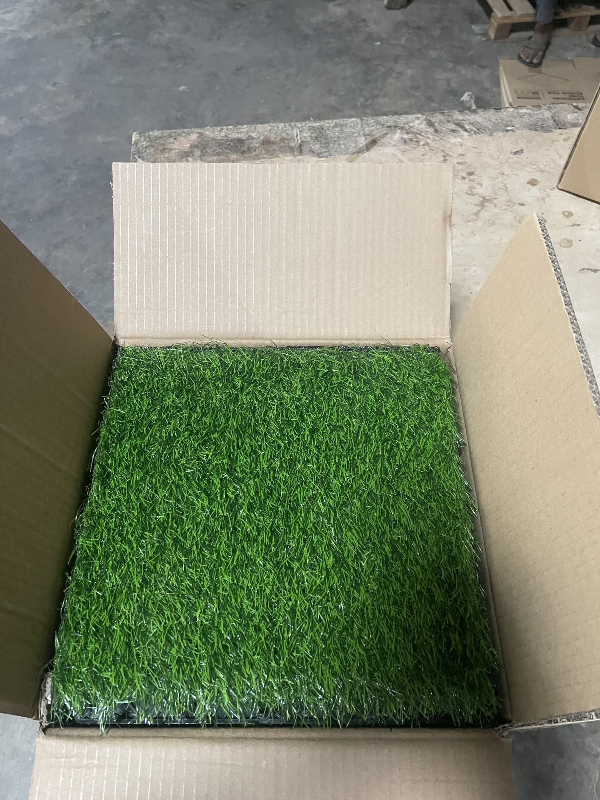 Turf puzzle artificial grass tiles at Garden floor Decoration Hight Quality PE Grass artificial grass tiles