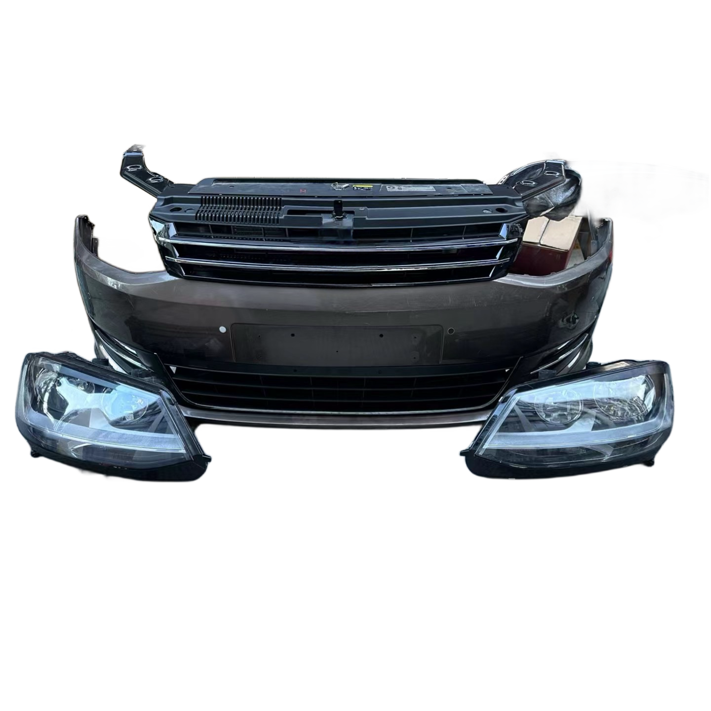 Auto spare parts body kit parts with grille car bumper assembly for vw Multivan