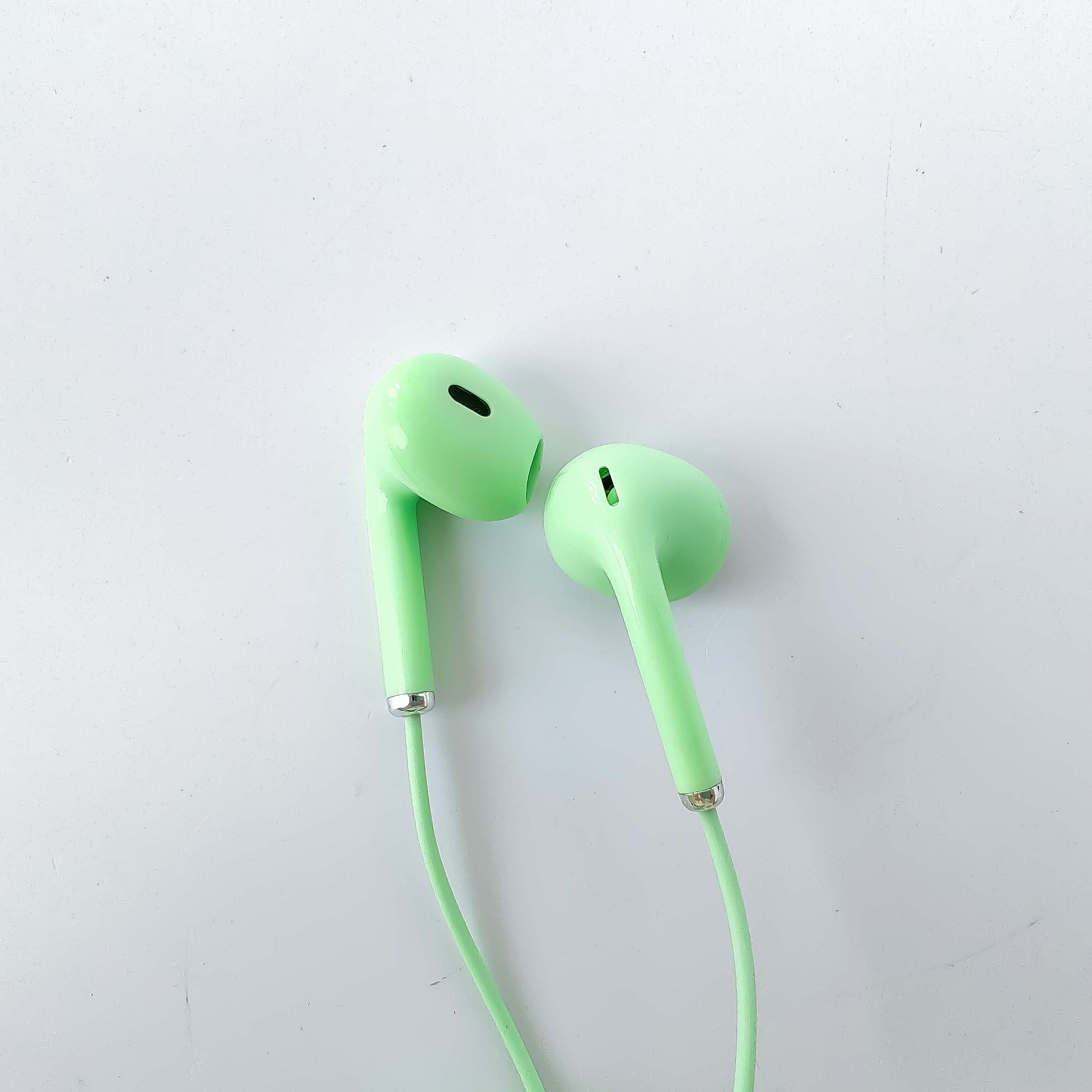 Colorful Earphones Wired 3.5mm With Mic In-ear Stereo Headphone For Iphone 4/5/6 Android phone accessories