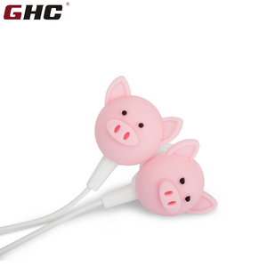 Cheap pig earphone with 2D cartoon from shenzhen factory