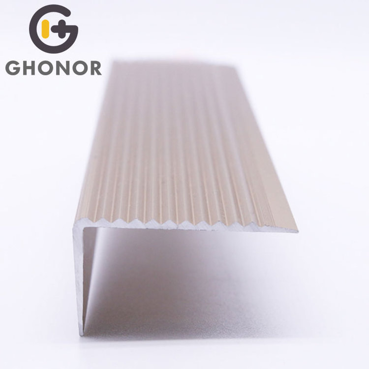 Low MOQ Aluminium Gold Angle Anti Slip Step Nosing Tiles