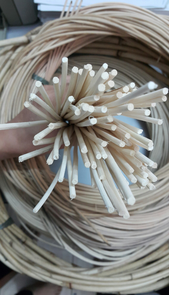 NATURAL RATTAN CANES/ RATTAN POLES/ RATTAN FURNITURE