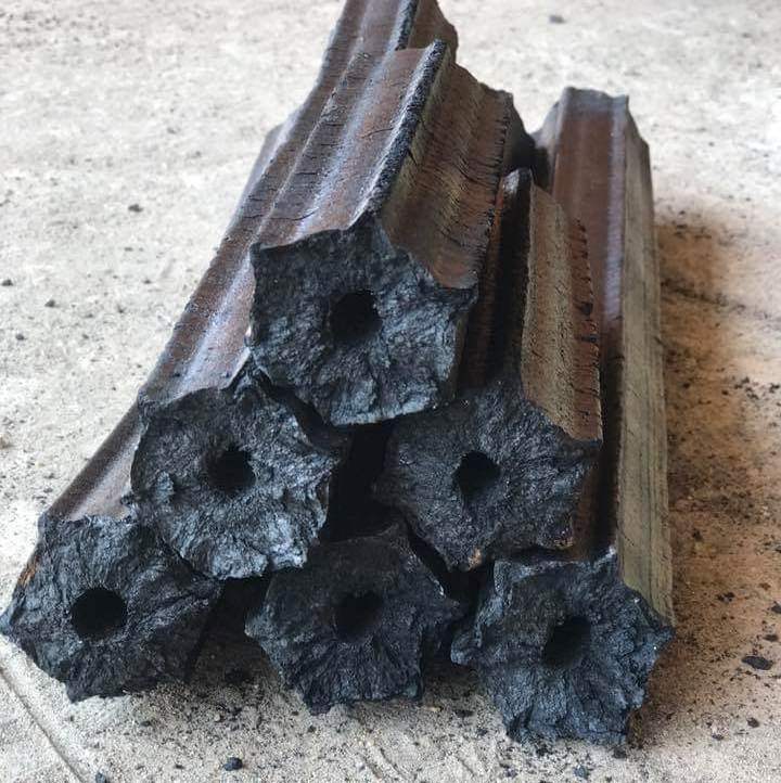 wholesale torch coal SAWDUST BRIQUETTE CHARCOAL, HEXAGON AND SQUARE CHARCOAL