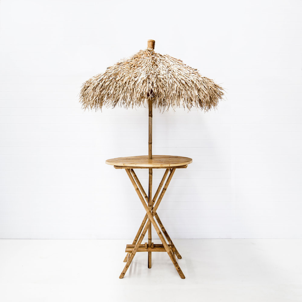 PALM LEAF UMBRELLA / SEAGRASS UMBRELLA /THATCH UMBRELLA