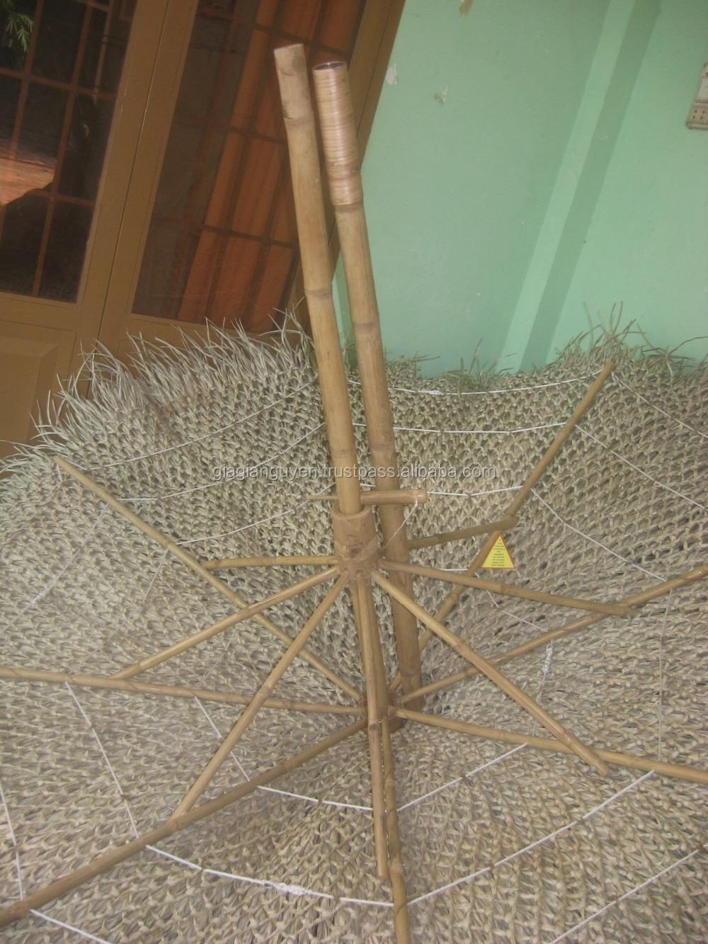 Thatch tiki umbrella - Palm leaf umbrella- Seagrass umbrella_ Good price 2017 ( Ms Mary - info@gianguyencraft.com)