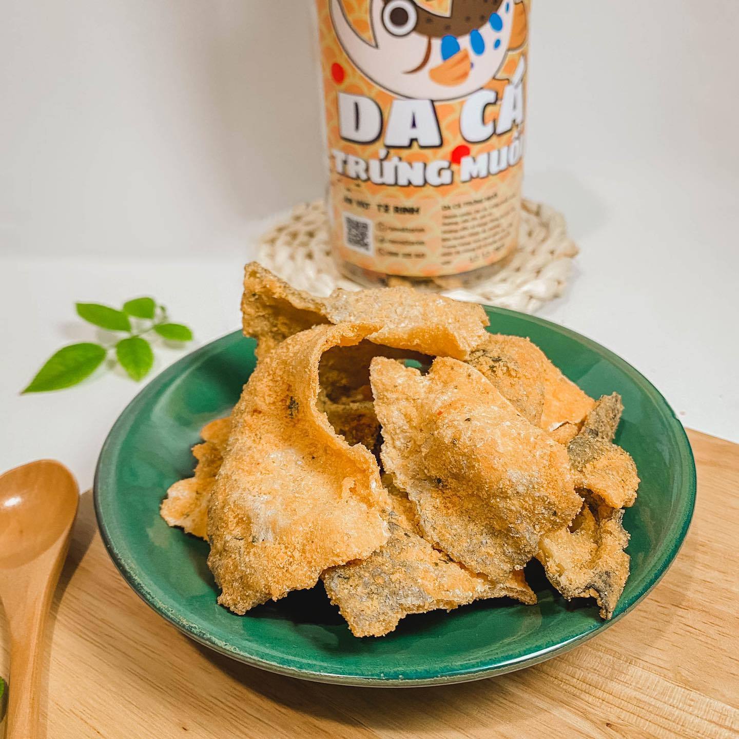 Fried fish skins instant foods -Dried fish snacks - Crispy fried fish skin