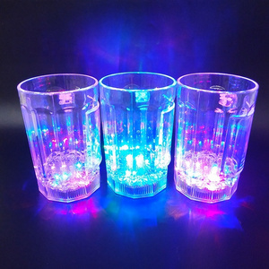 18 oz LED light up Beer Mug 500ml LED Lighting Cup LED plastic glasses liquid activated LED flashing cup