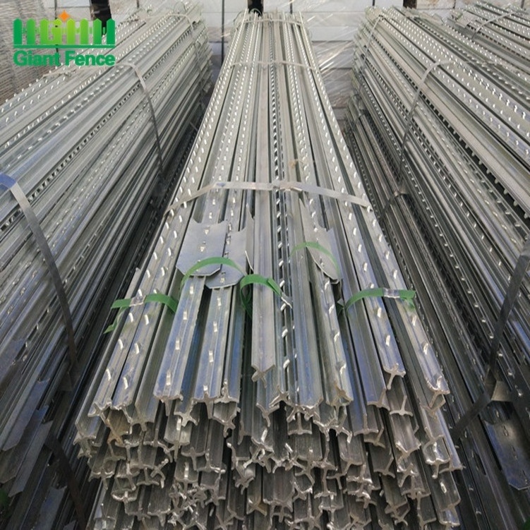 Customized Easily Assembled 6ft 1.25lbs/ft American Studded Green Painted Steel Metal Poles Type T