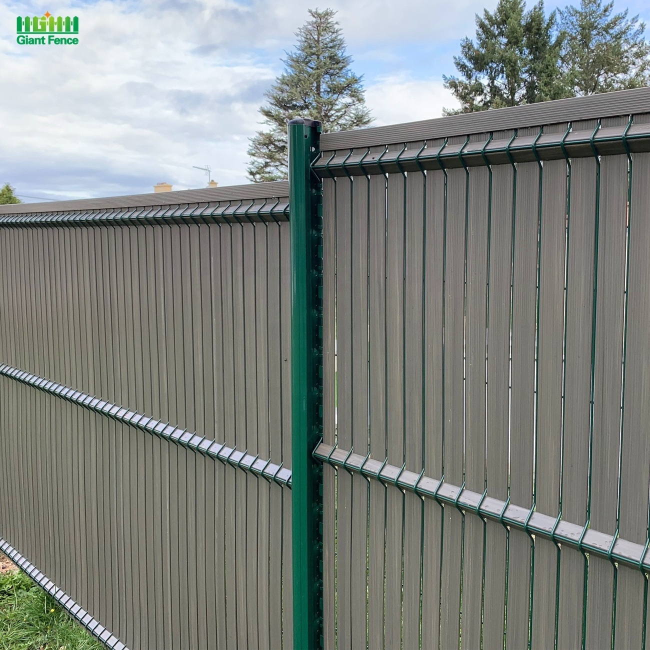 Outdoor Decorative 3D Curved Panel Welded Wire Mesh Privacy Garden Fence With Plastic PVC UV Slat home fence