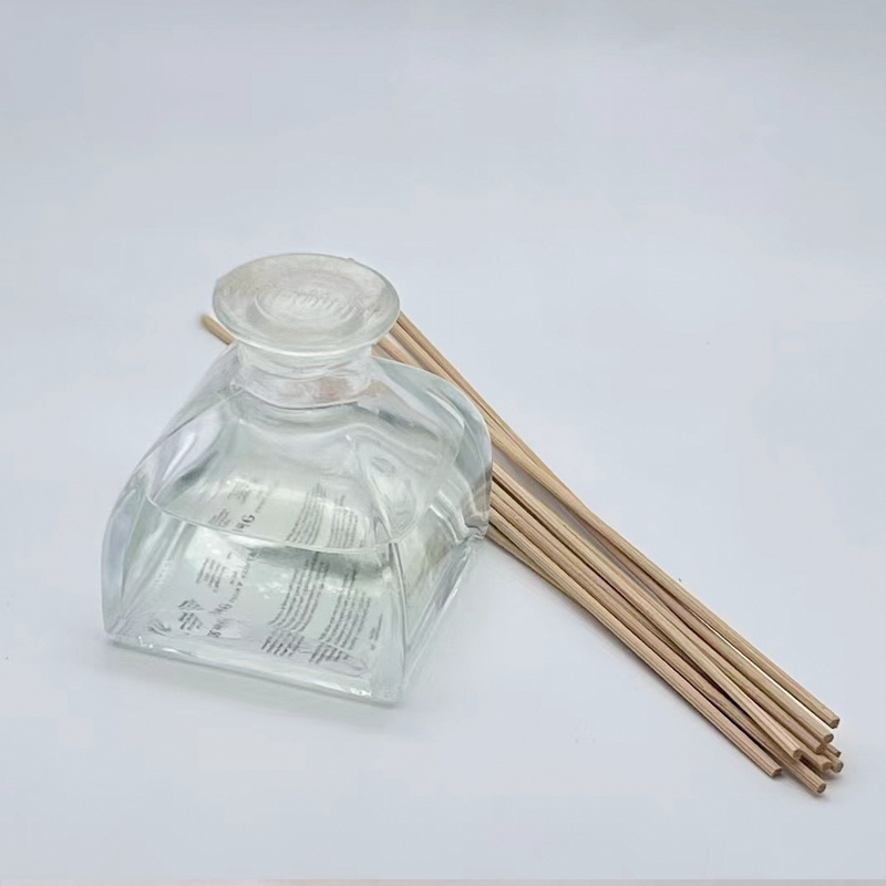 Reed diffuser bottle luxury glass packaging 250ml ribbed reed diffuser glass bottle with house hotel