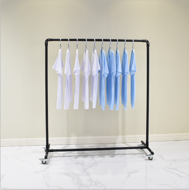 Giantmay Luxury Clothing Shop Stand Display Customized Clothes Rack Gold