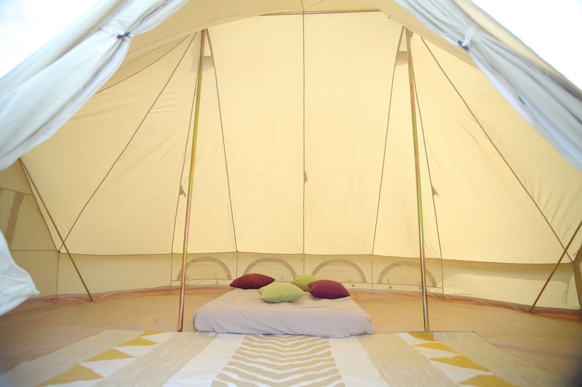 Glamping Heavy Duty Ripstop Waterproof 4 Season Luxury Hotel Emperor Bell Tent