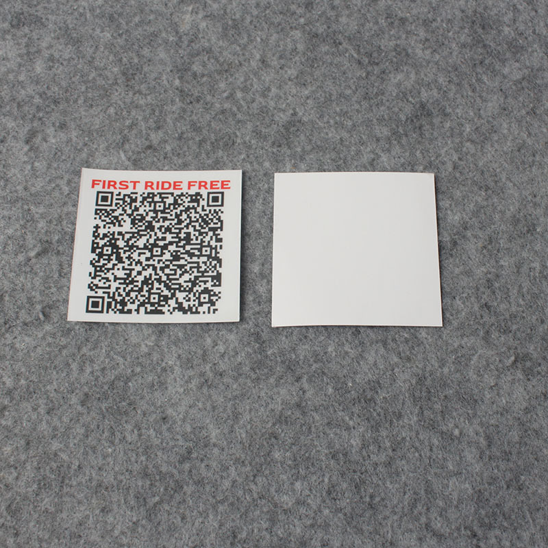 Custom Adhesive RF Sticker Label Clear Transparent Epoxy Clothing Tag Waterproof Feature