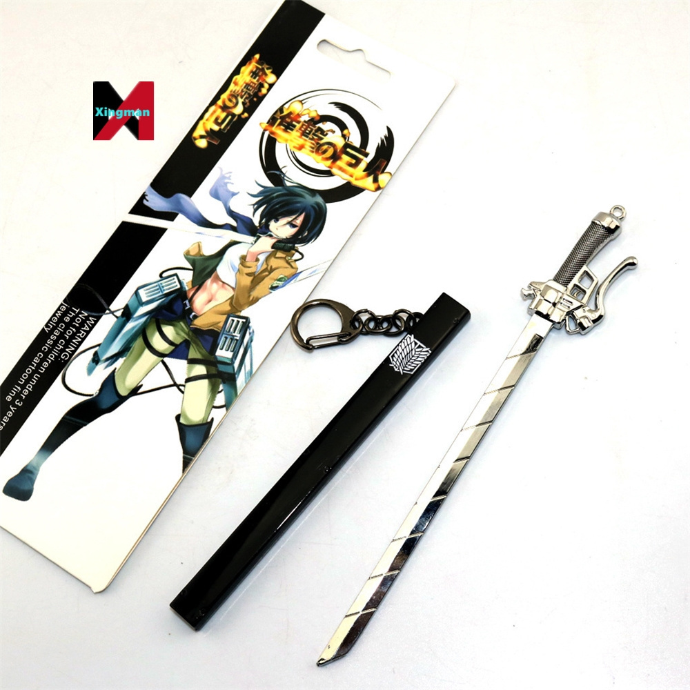 17cm Attack on Titan Scout Regiment Knife Sword anime keychains wholesale Eren Jaeger Weapon Metal Keychain