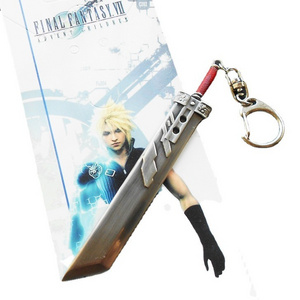 XM Wholesale Cool Game Cloud Strife Weapon Sword Pendant Final Fantasy Keychain