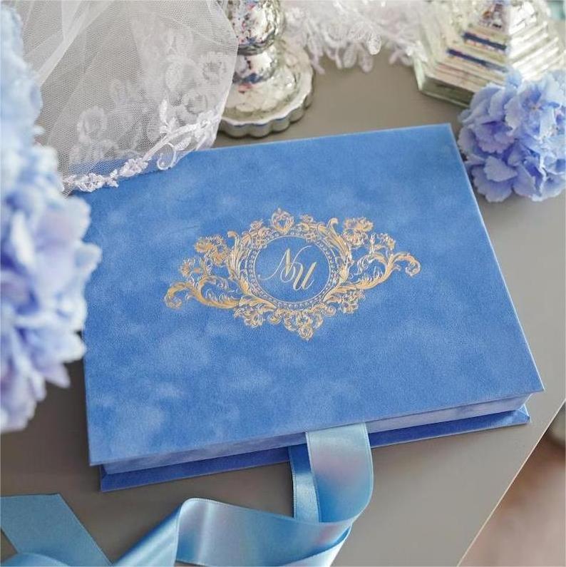 Creative Hydrangea Blue Velvet Box Wedding Invitation Card With Custom Acrylic Wedding Invitations Box