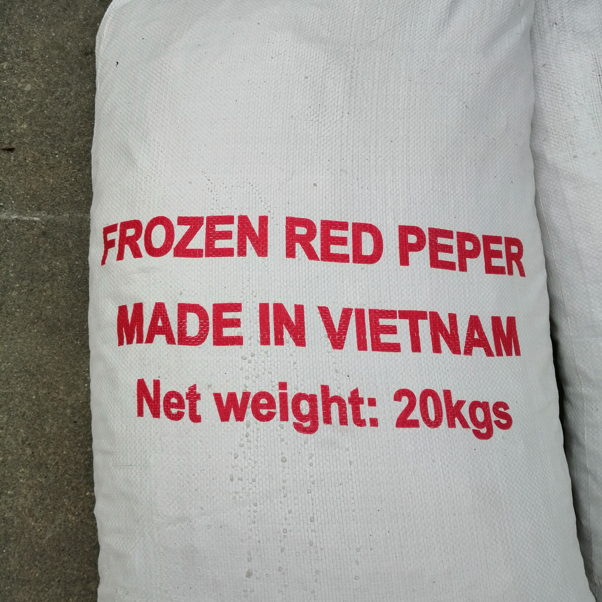 Vietnam Frozen red Chilli hot spicy goood price for export  , contact +84901797088 w