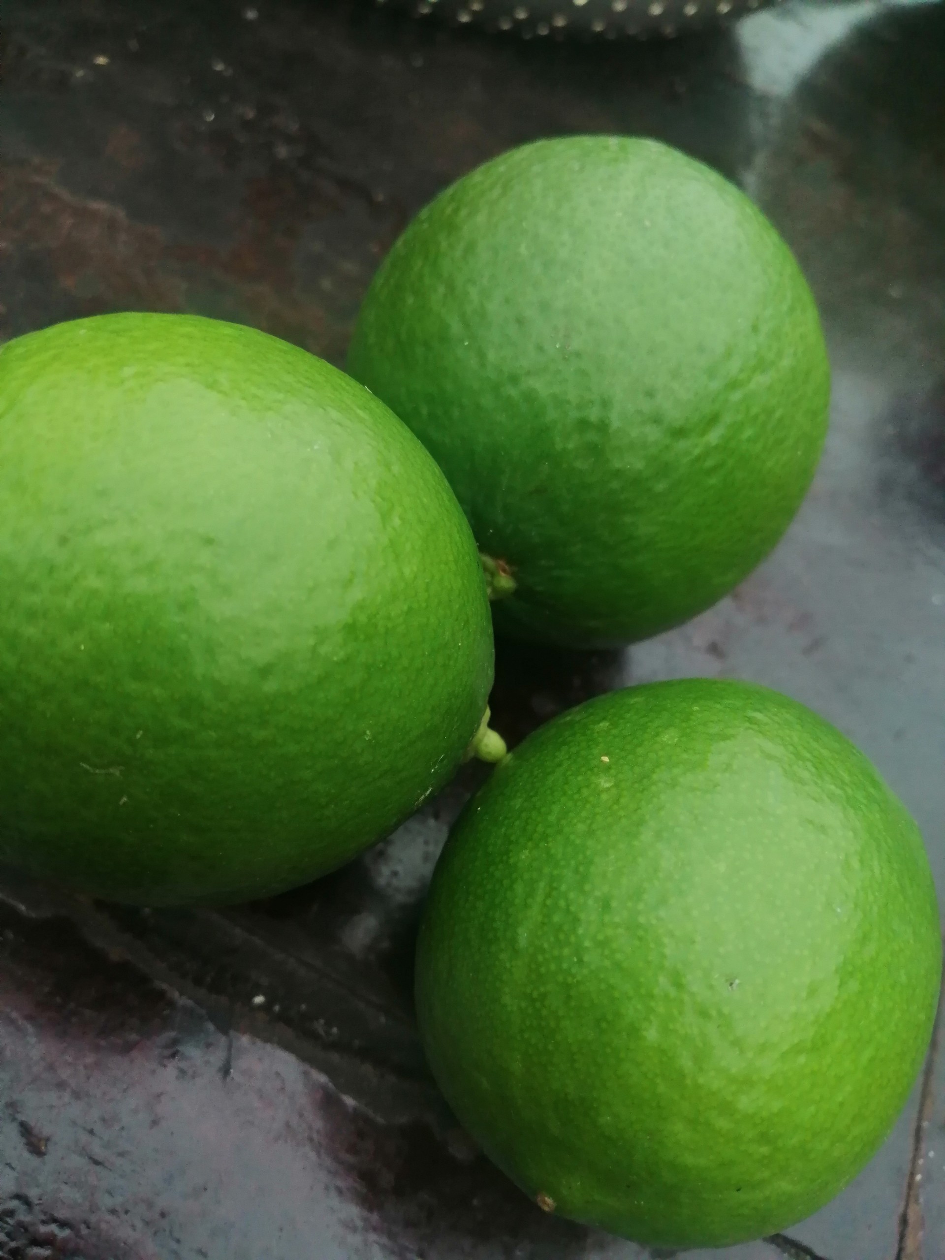 Fresh seedless Lime best quality  for sale Green Lime best quality for export by Gimex Vietnam company  , call +84984418844w